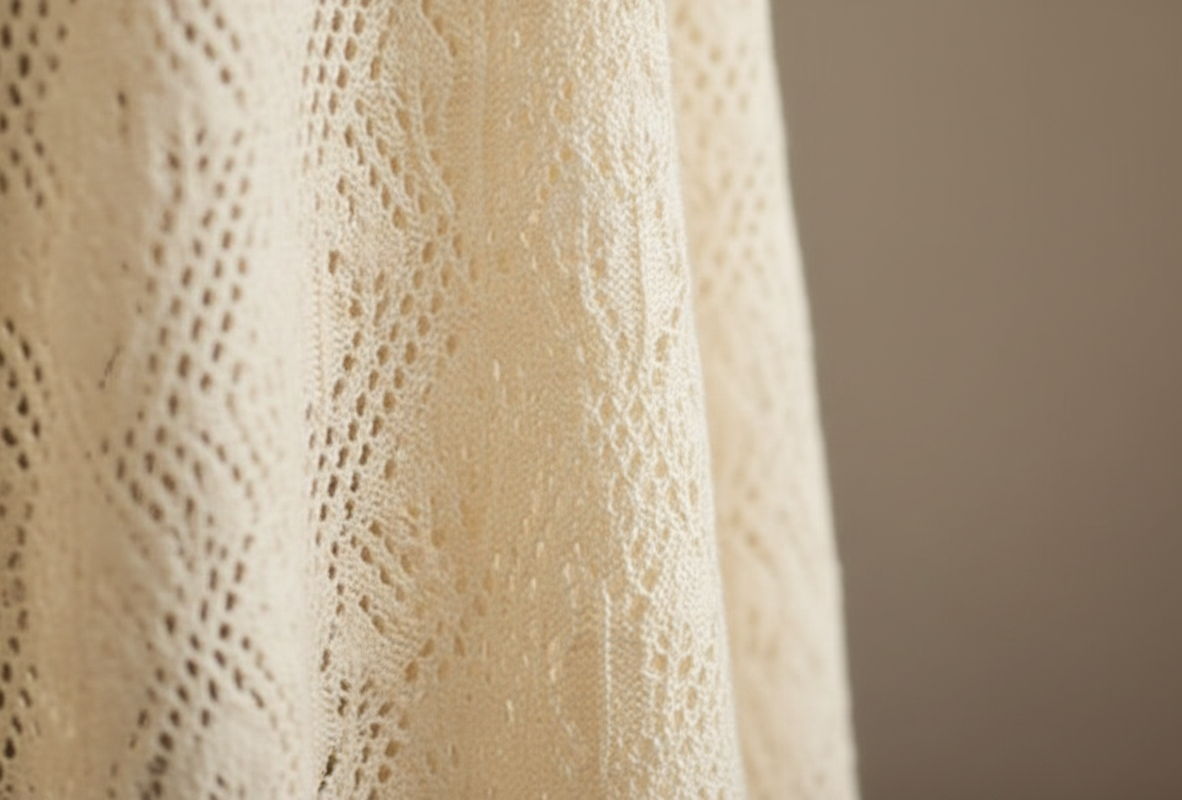 Lace / Pointelle