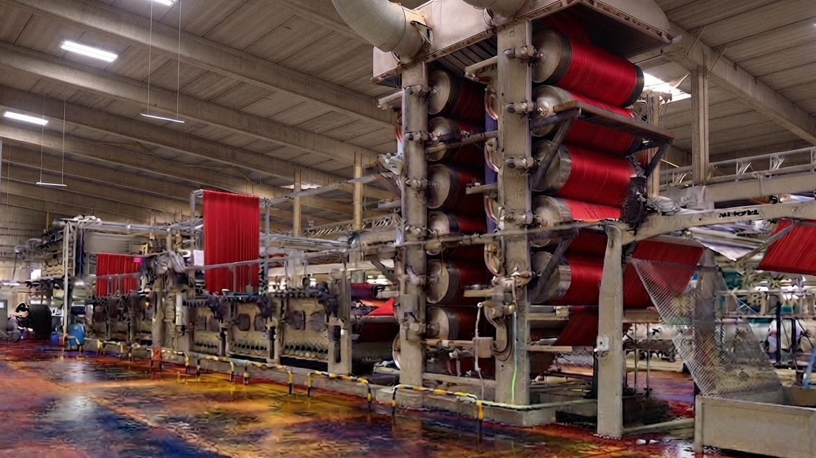 Continuous dyeing machine